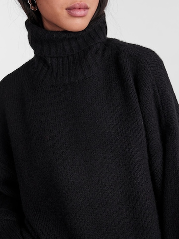 PIECES Sweater 'Nancy' in Black