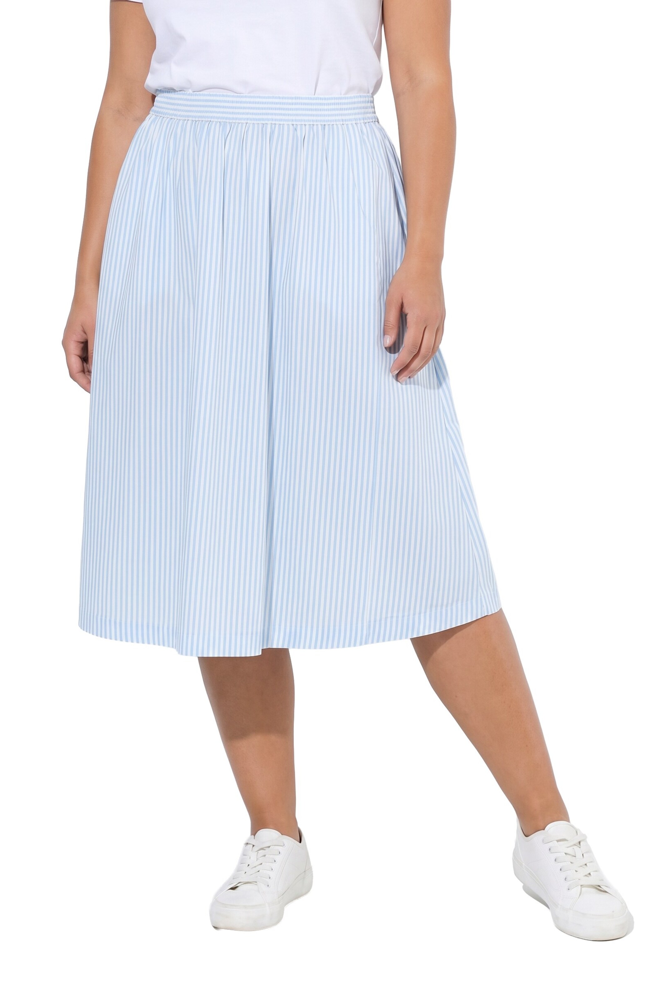 Angel of Style Skirt in Blue: front