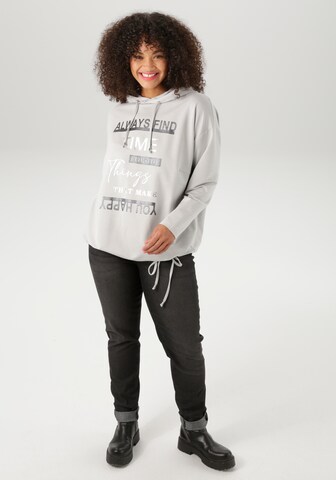 Aniston Sweatshirt in Grey