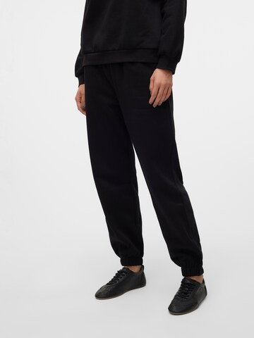 Tapered Pantaloni di VERO MODA in nero: frontale