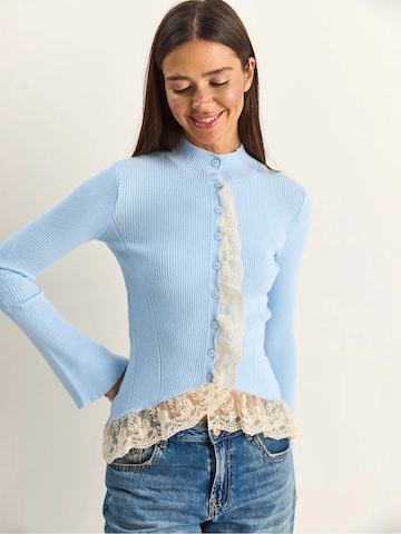 Cardigan Bianco Lucci en bleu