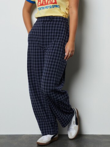 Barrel Pantalon Next en bleu : devant