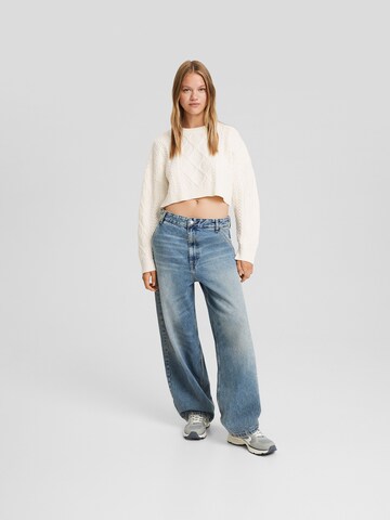 Pull-over Bershka en blanc