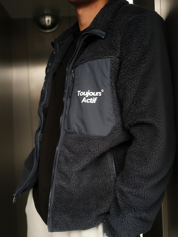Veste mi-saison ' Apres ' Toujours Actif en bleu