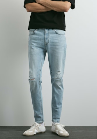 Pull&Bear Slimfit Jeansy w kolorze niebieski: przód