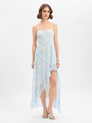 Marie Lund Avondjurk in Blauw: voorkant