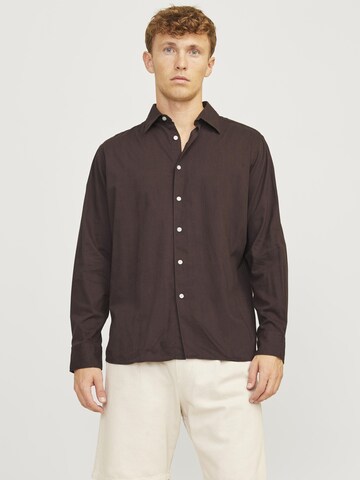 JACK & JONES Comfort Fit Skjorte i brun: forside