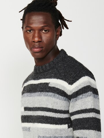 KOROSHI Sweater in Grey