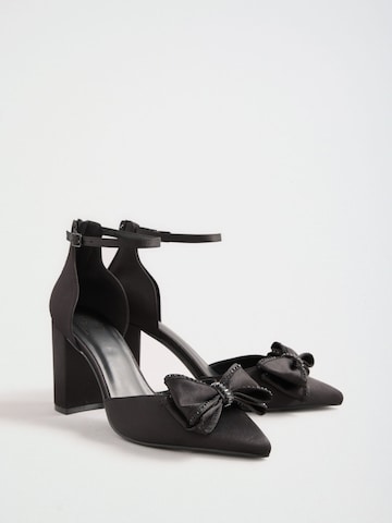 Friends Like These Sandale in Schwarz