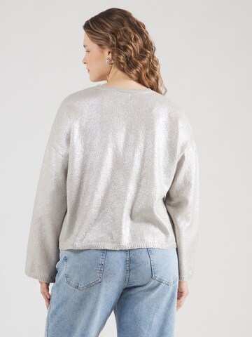 PIECES Curve Pullover 'PCROI' i grå