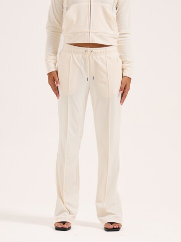 regular Pantaloni sportivi di Juicy Couture in bianco