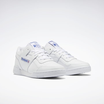 Sneaker low de la Reebok pe alb