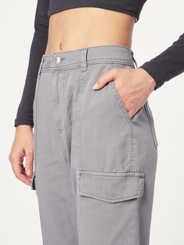 NEW LOOK Tapered Cargo Jeans 'JAFAR' in Grey