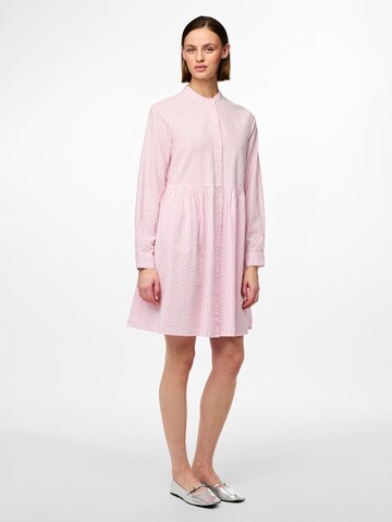 Robe-chemise 'SALLY' PIECES en rose