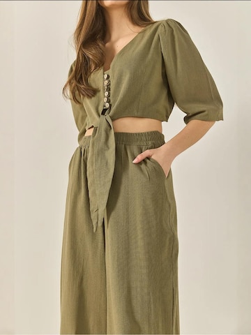 Completo pantalone di Bianco Lucci in verde