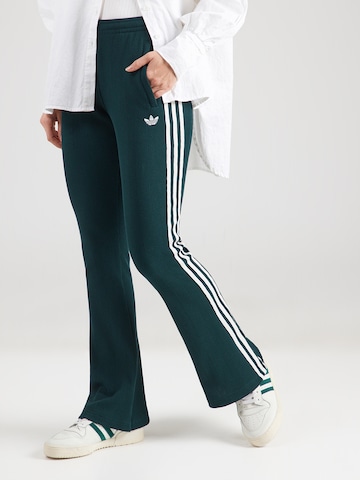 ADIDAS ORIGINALS Rozšírený strih Nohavice - Zelená: predná strana