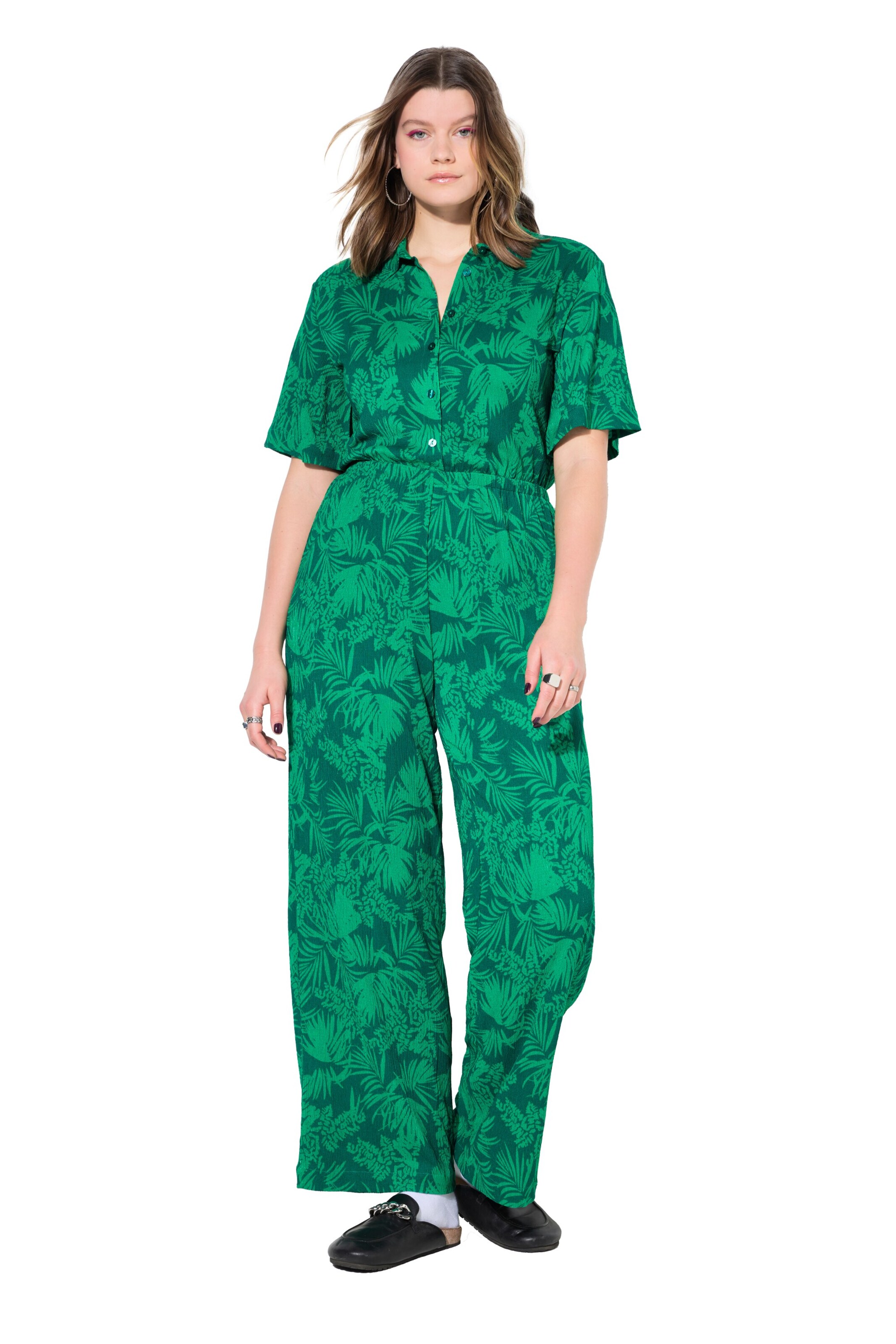 Studio Untold Jumpsuit in Groen: voorkant