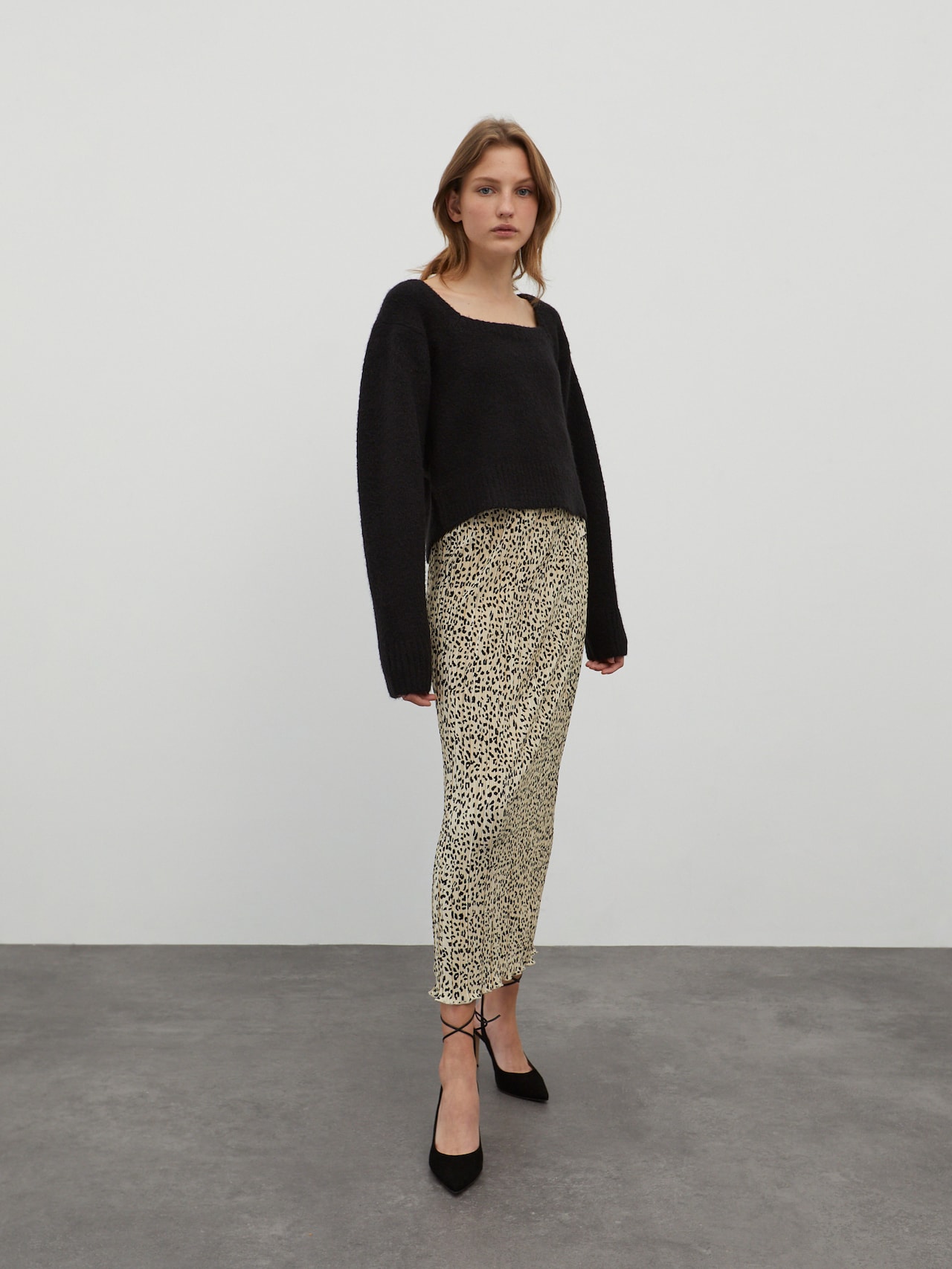 EDITED Produkte Pullover 'Regine' schwarz