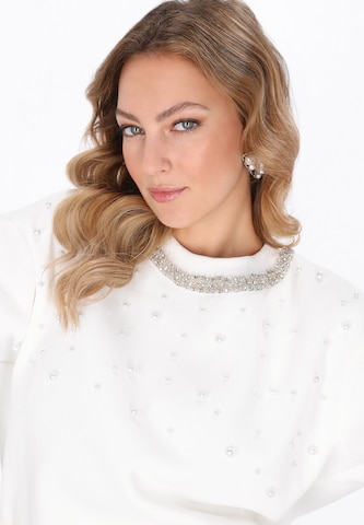 faina - Sudadera en blanco