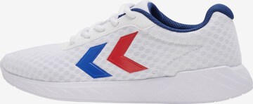 Baskets basses Hummel en blanc : devant