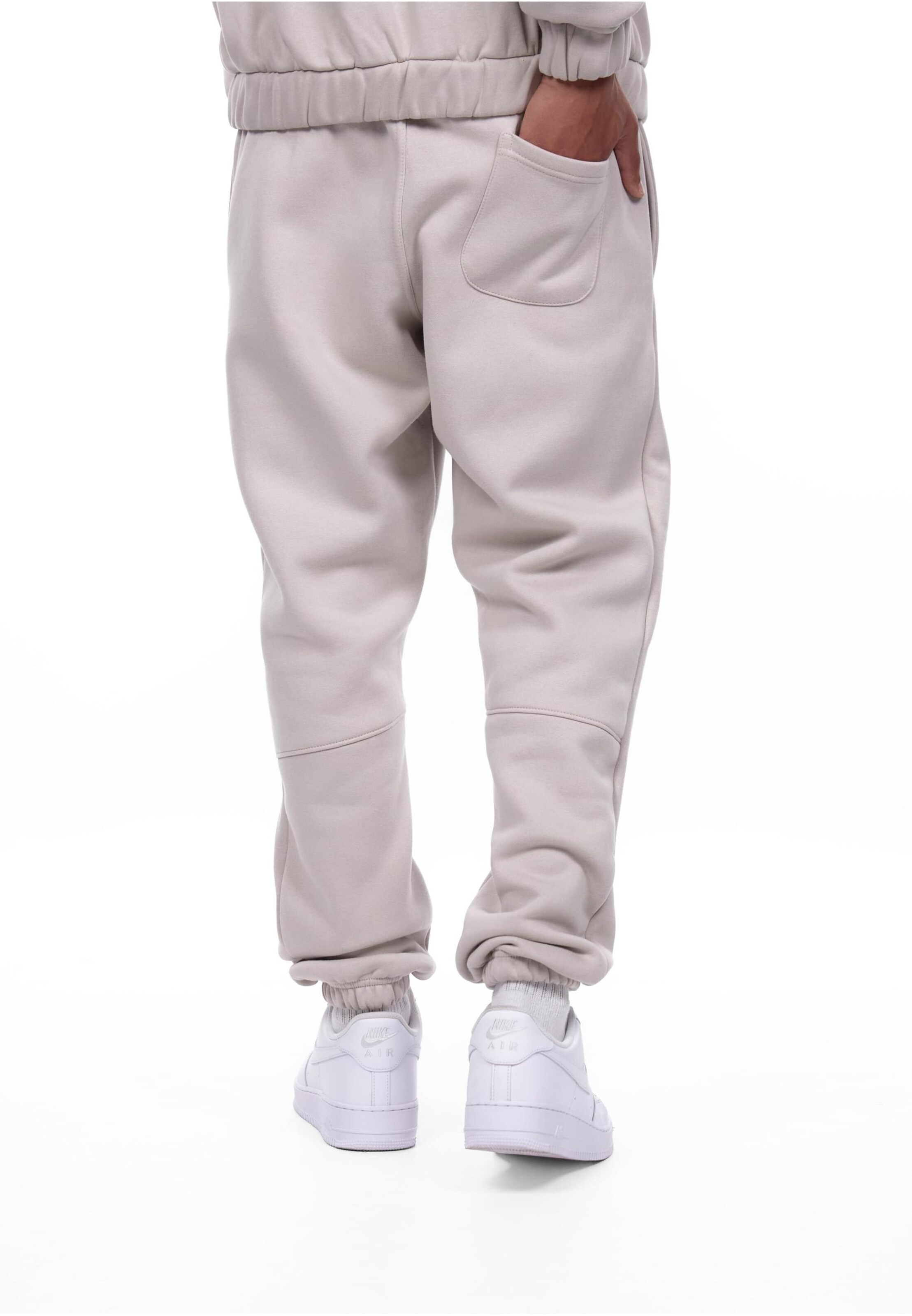 Dropsize Tapered Broek in Grijs