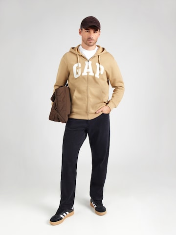 GAP - Sudadera con cremallera 'HERITAGE' en marrón