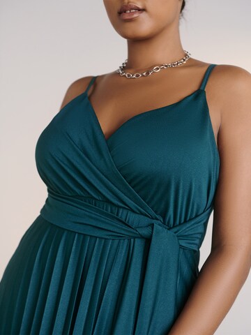 Abito di Guido Maria Kretschmer Curvy in verde
