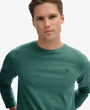 T-Shirt 'Essential' Superdry en vert