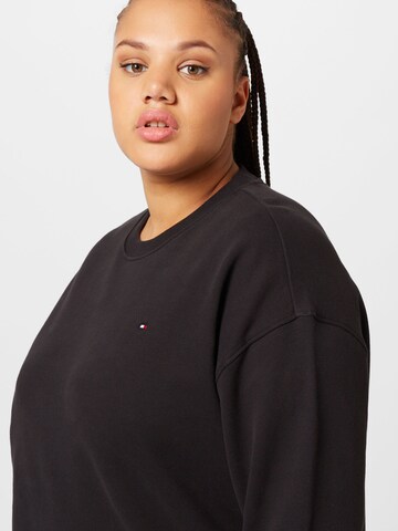 Tommy Hilfiger Curve Sweatshirt in Black