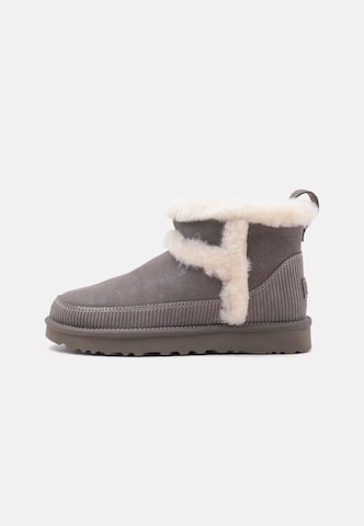 Boots 'Classic Mini Heritage' UGG en vert : devant