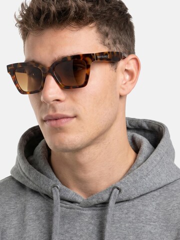 Occhiali da sole 'Occhiali da sole cat-eye Navigare calibro 58 protezione UV3' di Navigare in marrone