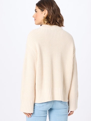 Pull-over 'Alba' Gina Tricot en beige