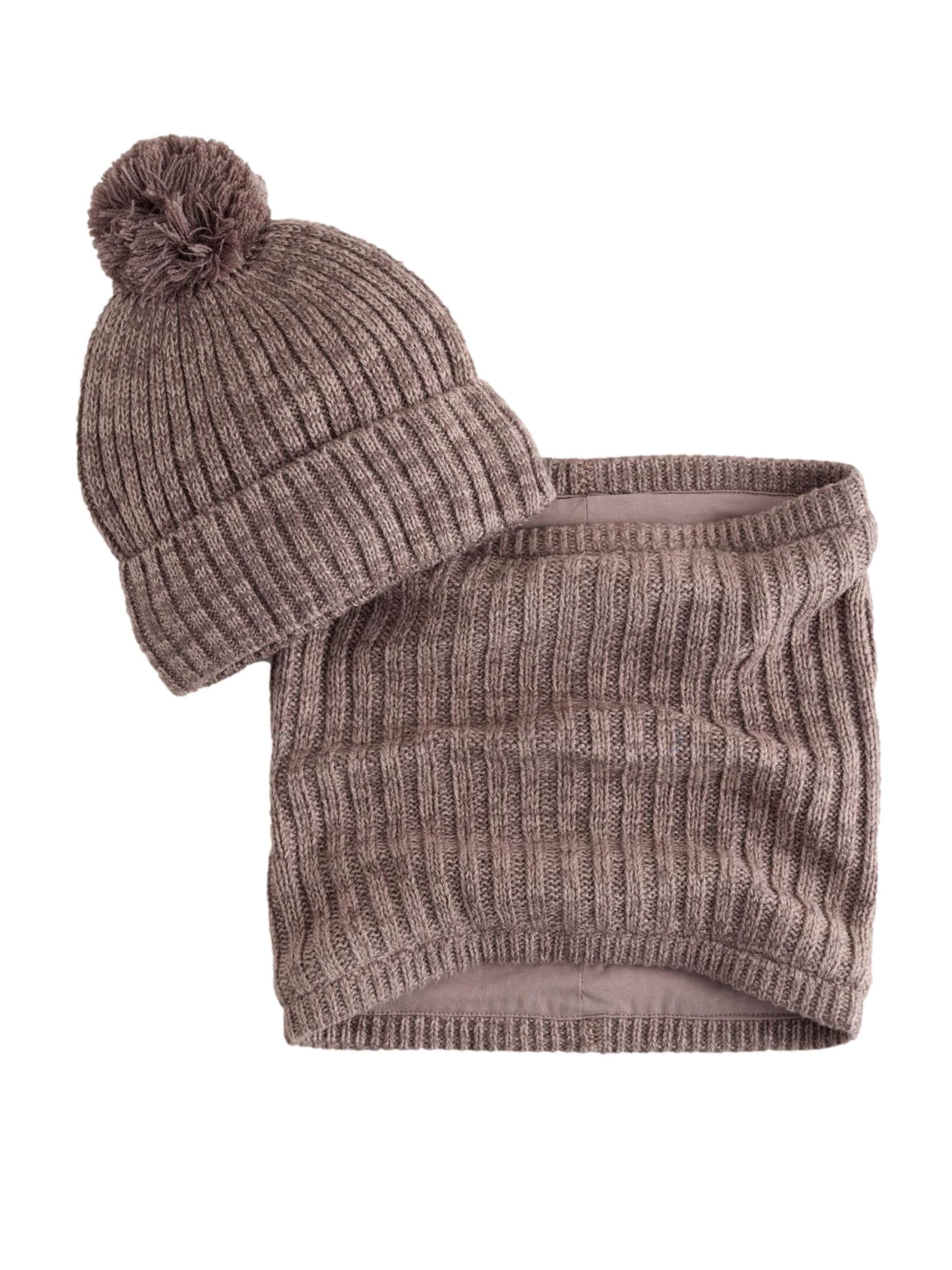 Next Set: Mütze und Schal in Braun: Vorderseite