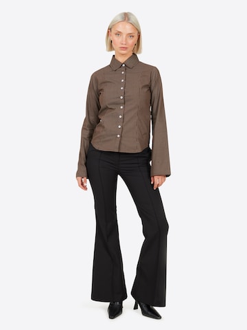évasé Pantalon à pince BRAVE SOUL en noir