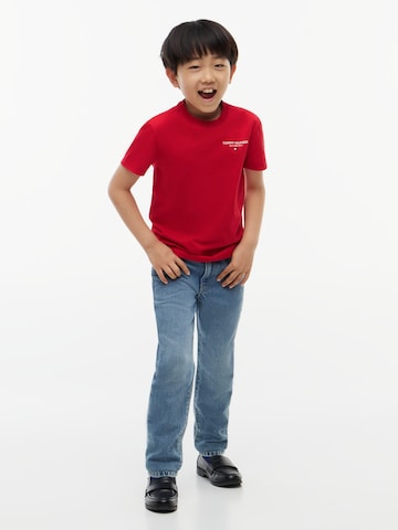 Tricou 'Essential' de la TOMMY HILFIGER pe roșu