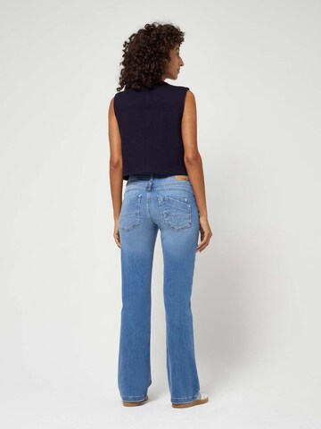 Gang Tapered Jeans '94AMELIE FLARED ' in Blue