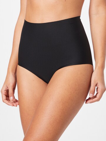 ETAM Boyshorts in Black: front