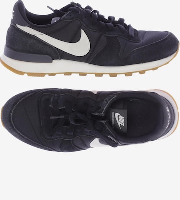 NIKE Sneakers & Trainers in 38,5 in Black: front