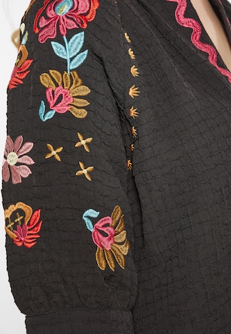 Gaya - Blusa 'Festival' em preto