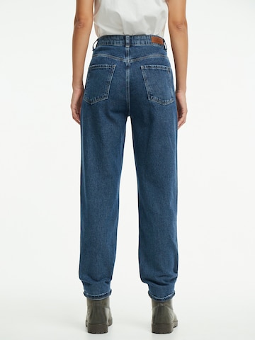 WEM Fashion Tapered Pleated Jeans in Blue