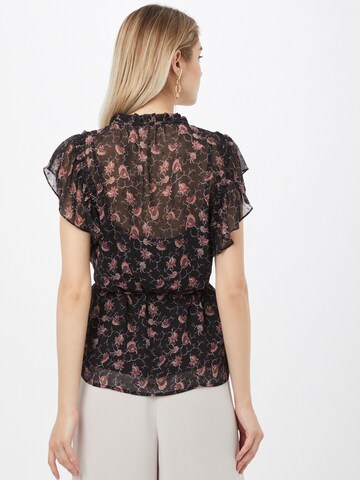 BRUUNS BAZAAR - Blusa 'Alcea Sabrina' en negro