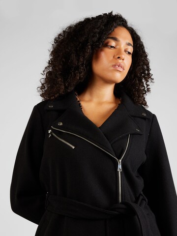 Vero Moda Curve Tussenmantel 'POP' in Zwart