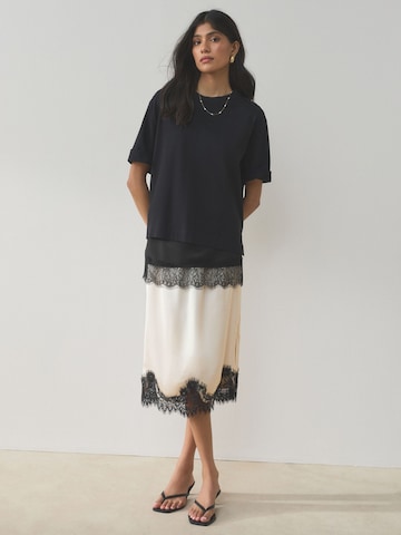 Next Rok in Beige