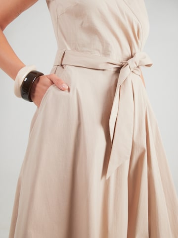 Robe MORE & MORE en beige