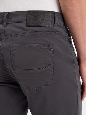 BRAX Regular Stoffhose ' Cadiz ' in Grau