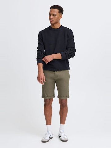 !Solid - Regular Calças chino 'Monty' em verde