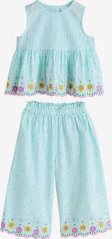Next Setti värissä vihreä: etupuoli