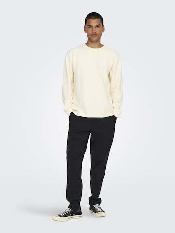 Slimfit Pantaloni cutați 'ONSCam' de la Only & Sons pe negru