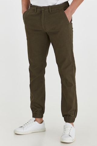 BLEND Skinny Chino Pants 'PELLINI' in Green: front