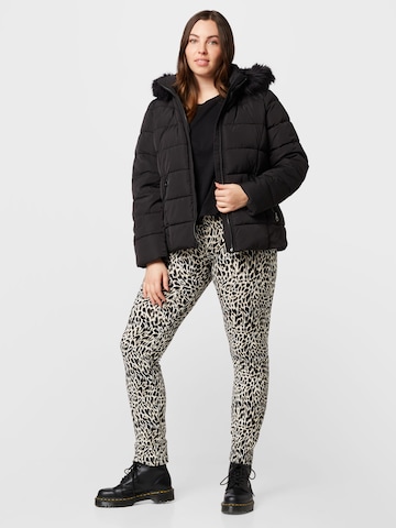 melns Vero Moda Curve Ziemas jaka 'Liv'